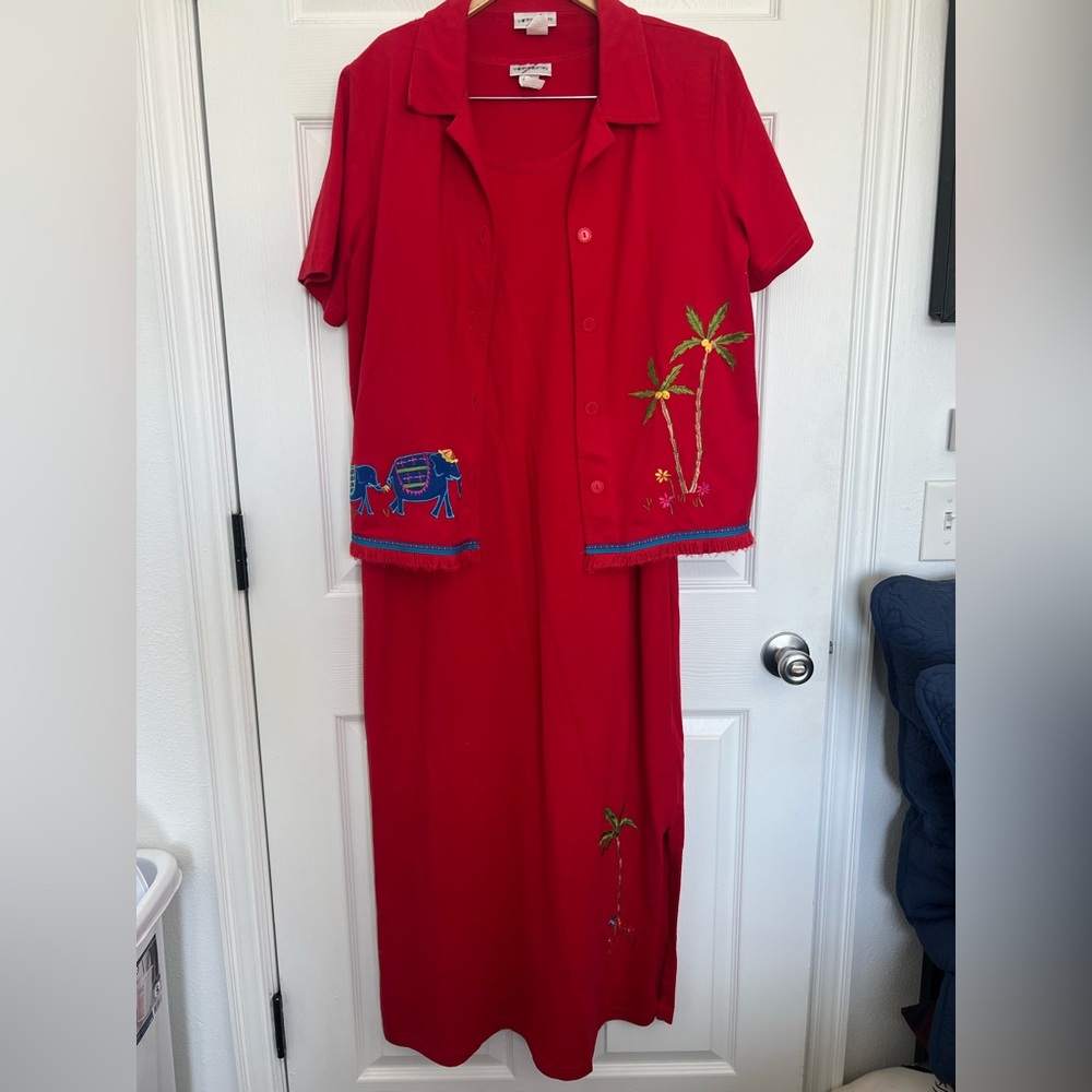Vintage size large Water Palettes two piece red dress.  Short sleeve.